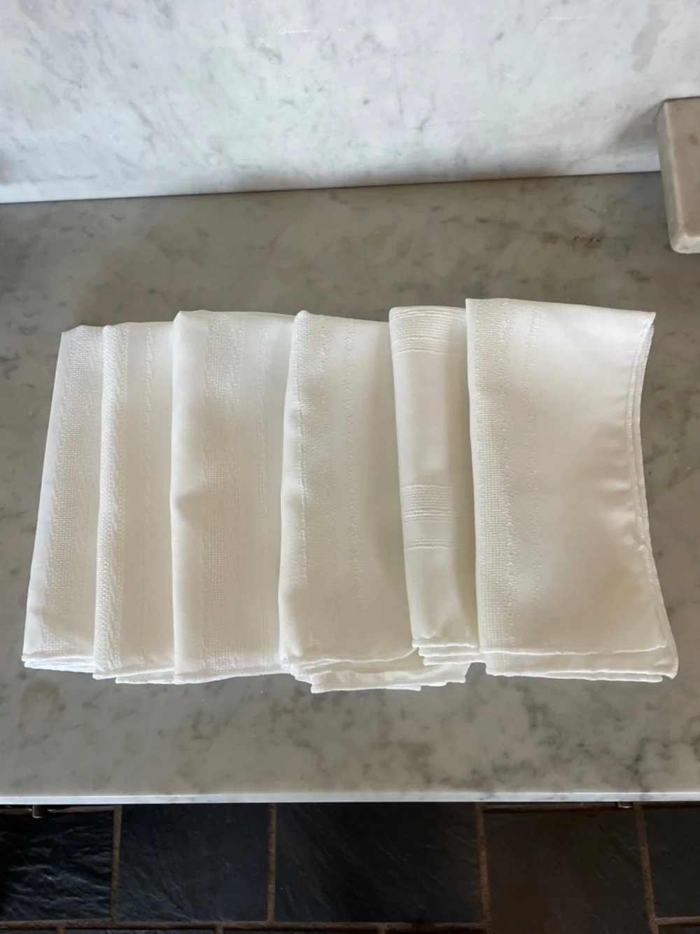 VINTAGE Set of White Hemstitched Cloth Napkins (6)